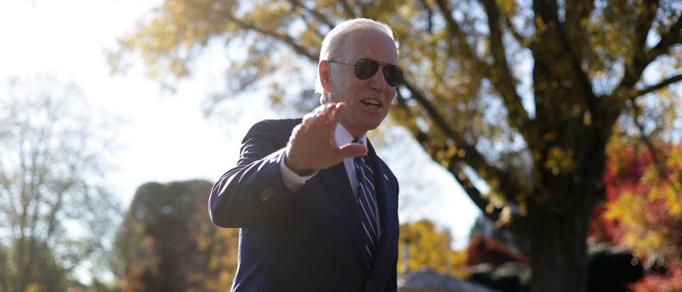 WASHINGTON, DC - NOVEMBER 19: U.S. President Joe Biden waves to members of the press after a Marine One arrival at the South Lawn of the White House November 19, 2021 in Washington, DC. President Biden returned from an annual physical check-up at Walter Reed National Military Medical Center this morning. (Photo by Alex Wong/Getty Images)
