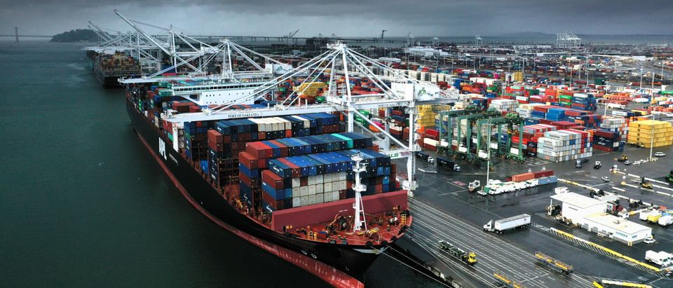U.S. Trade Deficit Rises To Highest Level In History At $891 Billion