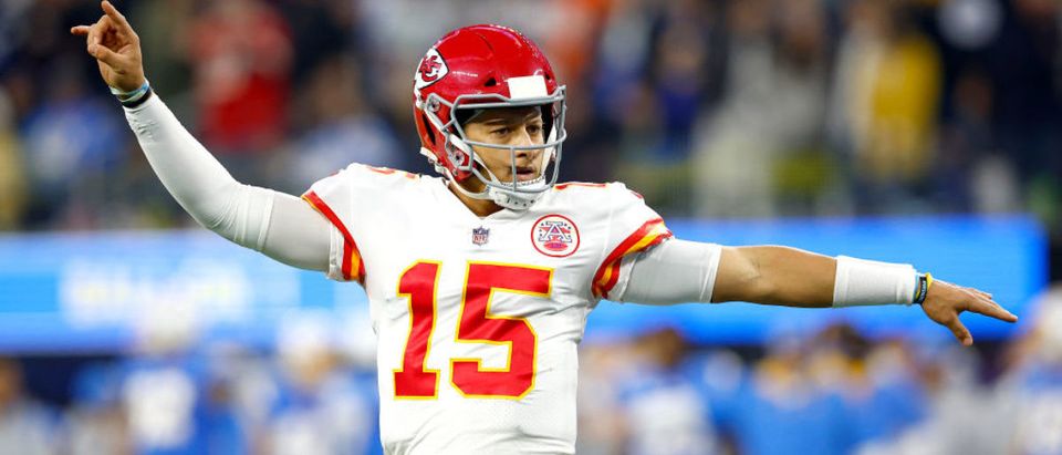 INGLEWOOD, CALIFORNIA - DECEMBER 16: Patrick Mahomes #15 of the Kansas City Chiefs motions for a two point conversion after scoring a touchdown during the second half of a game against the Los Angeles Chargers at SoFi Stadium on December 16, 2021 in Inglewood, California. (Photo by Sean M. Haffey/Getty Images)