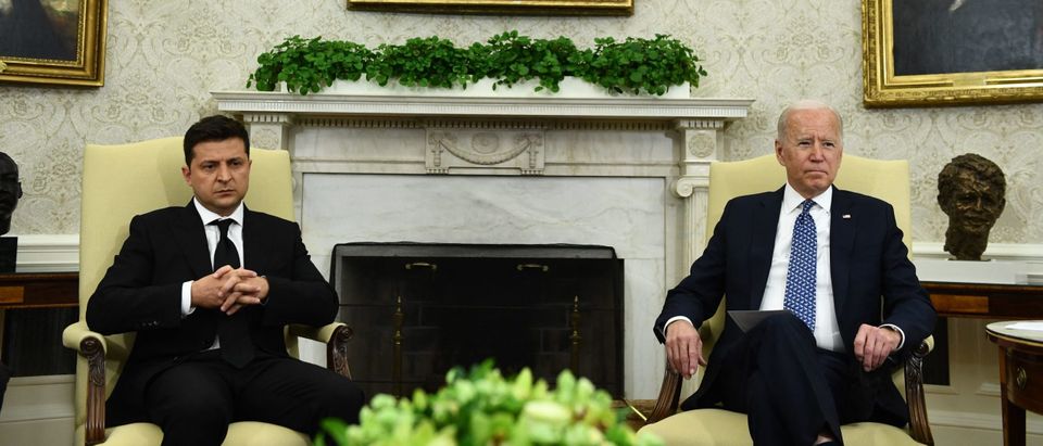 US President Joe Biden(R) meets with Ukraine's President Volodymyr Zelensky in the Oval Office of the White House, on September 1, 2021, in Washington, DC. - Ukraine's President Volodymyr Zelensky is only the second European leader to meet President Joe Biden at the White House on Wednesday but his bid for more heavyweight US protection against a powerful Russia is likely to be frustrated. (Photo by Brendan Smialowski / AFP) (Photo by BRENDAN SMIALOWSKI/AFP via Getty Images)