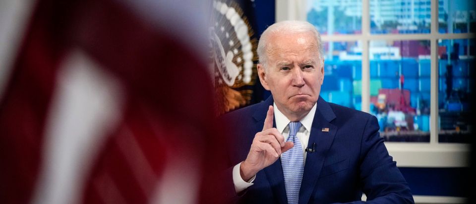 President Biden Discusses Supply Chain Disruptions After Meeting With CEO's