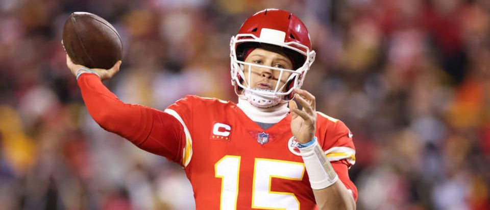 KANSAS CITY, MISSOURI - JANUARY 16: Patrick Mahomes #15 of the Kansas City Chiefs throws the ball in the second quarter of the game against the Pittsburgh Steelers in the NFC Wild Card Playoff game at Arrowhead Stadium on January 16, 2022 in Kansas City, Missouri. (Photo by David Eulitt/Getty Images)
