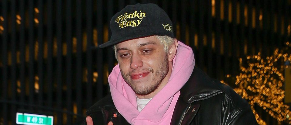 Pete Davidson Throws A Peace Sign While Arrives At The NBC Studios For His Appearance At The Tonight Show Starring Jimmy Fallon In New York City