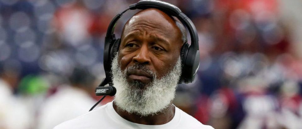 HOUSTON, TEXAS - OCTOBER 10: Defensive coordinator Lovie Smith of the Houston Texans reacts during the first half against the New England Patriots at NRG Stadium on October 10, 2021 in Houston, Texas. (Photo by Bob Levey/Getty Images)