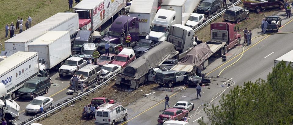 402335 03: Dozens of vehicles sit in the northbound lanes of Interstate 75 after a deadly pileup along a foggy stretch of raod March 14, 2002 in Ringold, northwest Georgia. Authorities said as many as five people were killed in the accident involving about 125 vehicles on both directions of the busy interstate. (Photo by Erik S. Lesser/Getty Images) Note: the crash in this image isn not the crash mentioned in the story