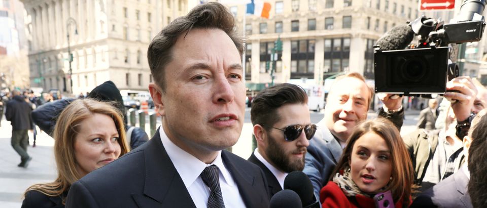 Tesla CEO Elon Musk arrives at Manhattan federal court for a hearing on his fraud settlement with the SEC in New York
