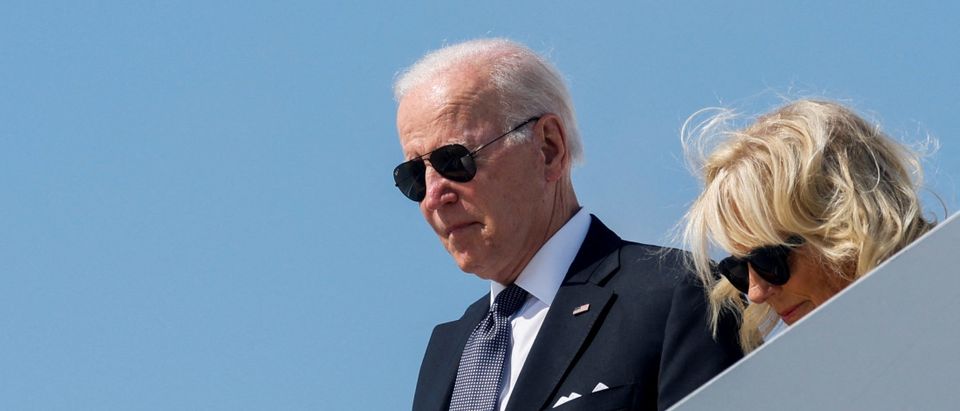 U.S. President Joe Biden and first lady Jill Biden, en route to meet grieving families of Robb Elementary School in Uvalde, where a gunman killed 19 children and two teachers in the deadliest U.S. school shooting in nearly a decade, exit Air Force One as they arrive at Kelly Field in San Antonio, Texas, U.S. May 29, 2022. REUTERS/Jonathan Ernst