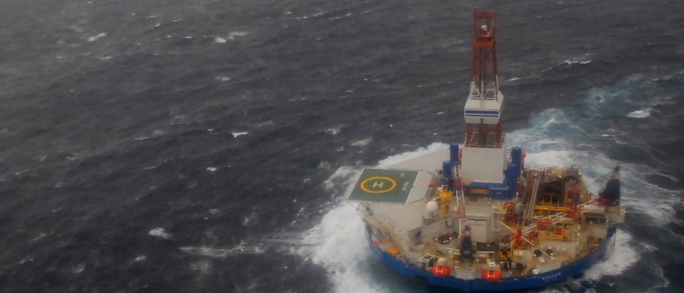 The mobile drilling unit Kulluk is towed by the tugs Aiviq and Nanuq in 29 mph winds and 20-foot seas 116 miles southwest of Kodiak