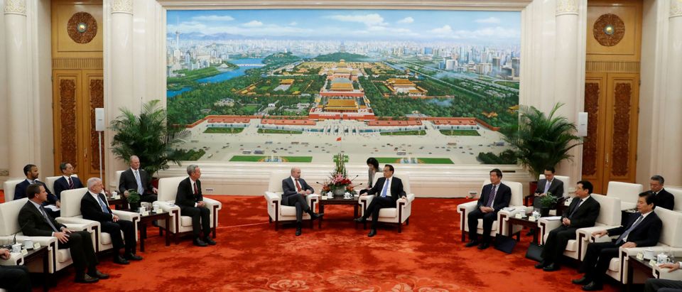 Chairman of the US-China Business Council Evan Greenberg attends a meeting with Chinese Premier Li Keqiang at the Great Hall of the People in Beijing on October 17, 2019. (Yukie Nishizawa/Pool)