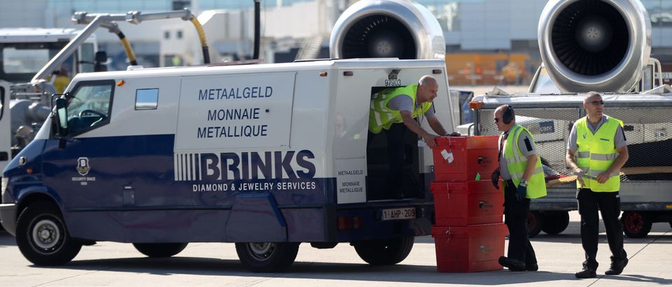 BELGIUM-ARMOURED BRINKS' TRUCK-AIRPORT-TARMAC