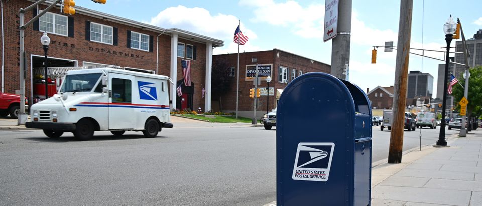USPS Pauses Mailbox Removals After Customer Concern