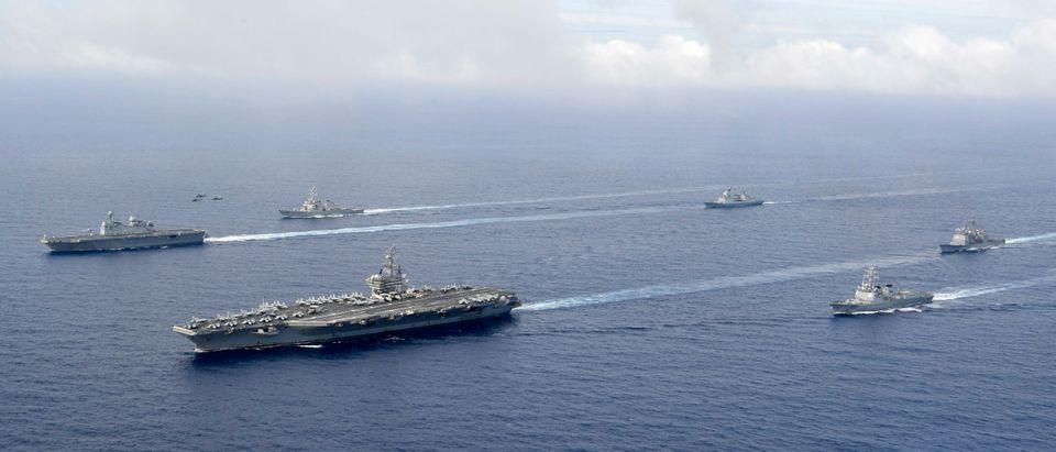 South Korean and US Navies Hold Combined Naval Exercises