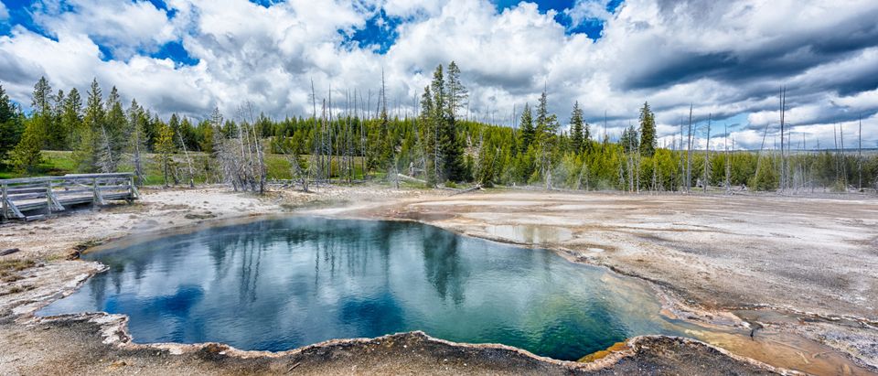 Abyss,Pool,,West,Thumb,Geyser,Basin.,Yellowstone,National,Park,,Wyoming