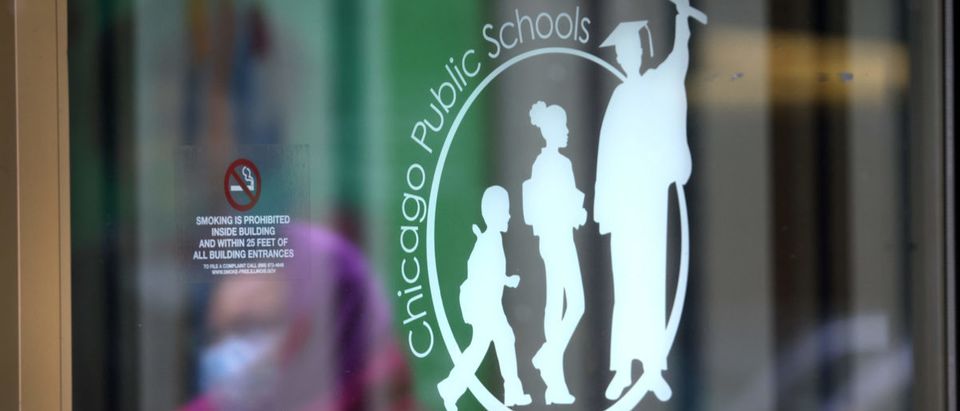 Public School Classes Cancelled In Chicago As Teachers Union Backs Remote Learning During Current Covid Spike