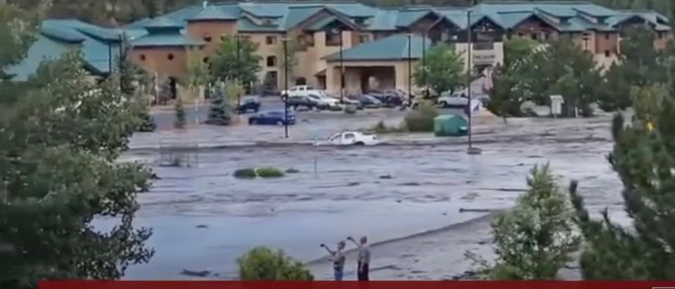 Flooding Near Grand Canyon National Park Prompts Evacuations The   Flooding In Tusayan Near Grand Canyon 