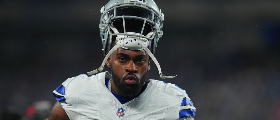 Cowboys' Trevon Diggs Suffers Torn ACL In Practice, Per Report - video  Dailymotion