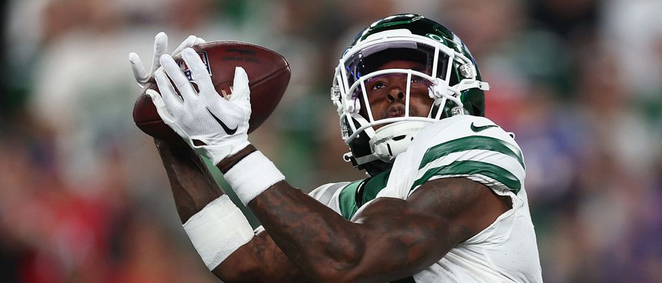 Jets' Jordan Whitehead earned $250,000 by intercepting Josh Allen