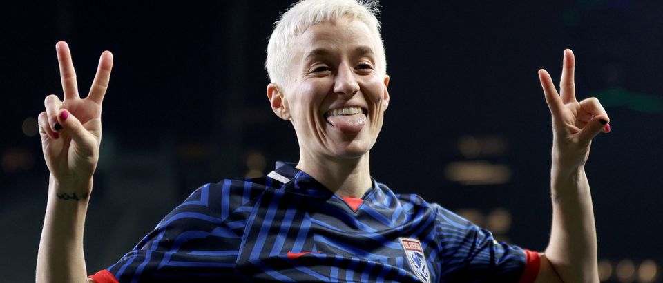 ‘Worst Job In The World’: Megan Rapinoe Continues Her Tour Of Dumping ...