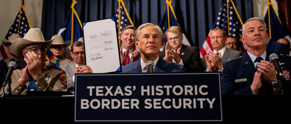 Appeals Court Rules Texas’ Immigration Law Can Remain Blocked
