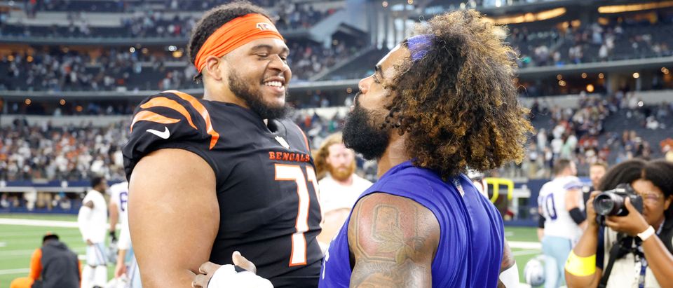 Buffalo Bills, Who We All Thought Were Giving Up, Just Made A Super Solid Signing With La’el Collins