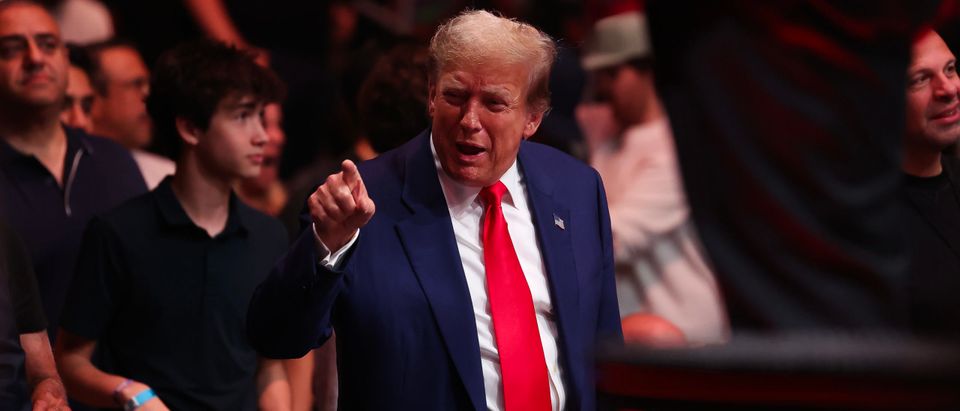 ‘I’ll Donate To You!’: UFC Fighters Shower Trump In Praise, Embrace Him After Guilty Verdict