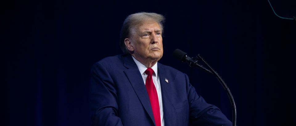 Trump Weighing Plan To Cut Off Ukraine Aid Unless Kyiv Agrees To Negotiate Peace Deal With Moscow