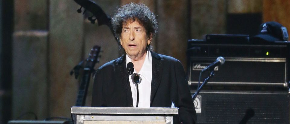 Bob Dylan’s ‘Blowin’ In The Wind’ Handwritten Lyrics Up For Sale At $85,000